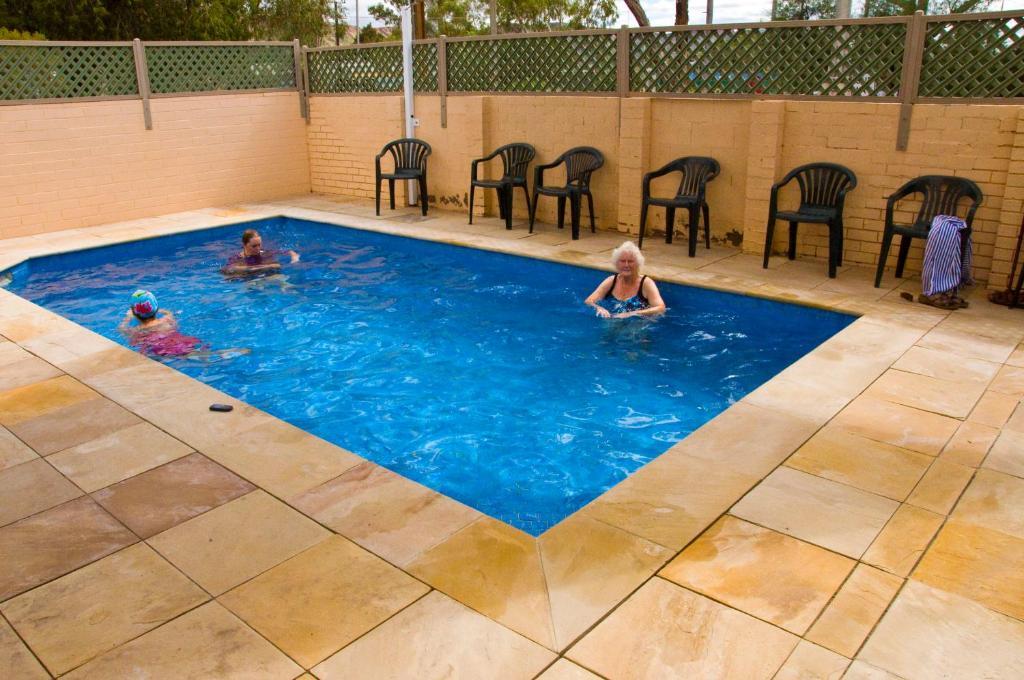אליס ספרינגס White Gum Motel חדר תמונה