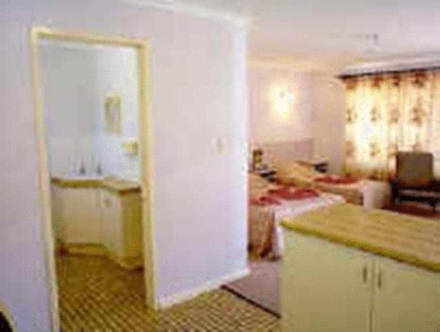 אליס ספרינגס White Gum Motel חדר תמונה
